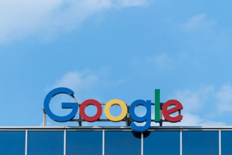 Google sign against a blue sky